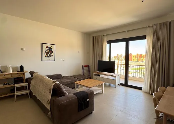 Kamaran Gouna 2br Pool View شقة *