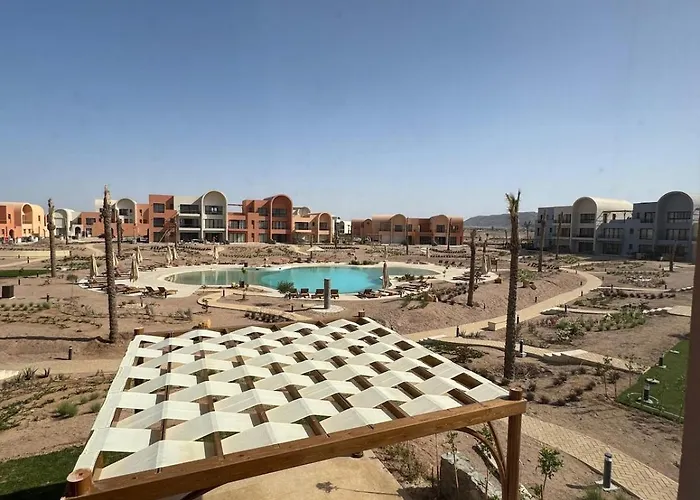 Kamaran Gouna 2br Pool View شقة *