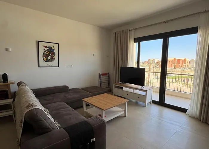 Kamaran Gouna 2br Pool View شقة الغردقة